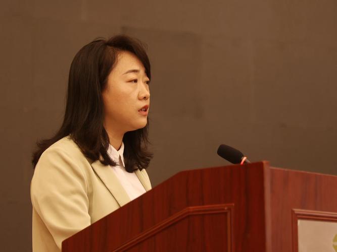 2022年度襄阳市物业管理工作会议顺利召开 聚焦服务升级，构建和谐宜居家园